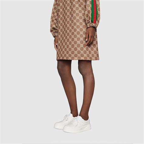 sneakers gucci mit schriftzug|Gucci Damensneaker mit geprägtem GG.